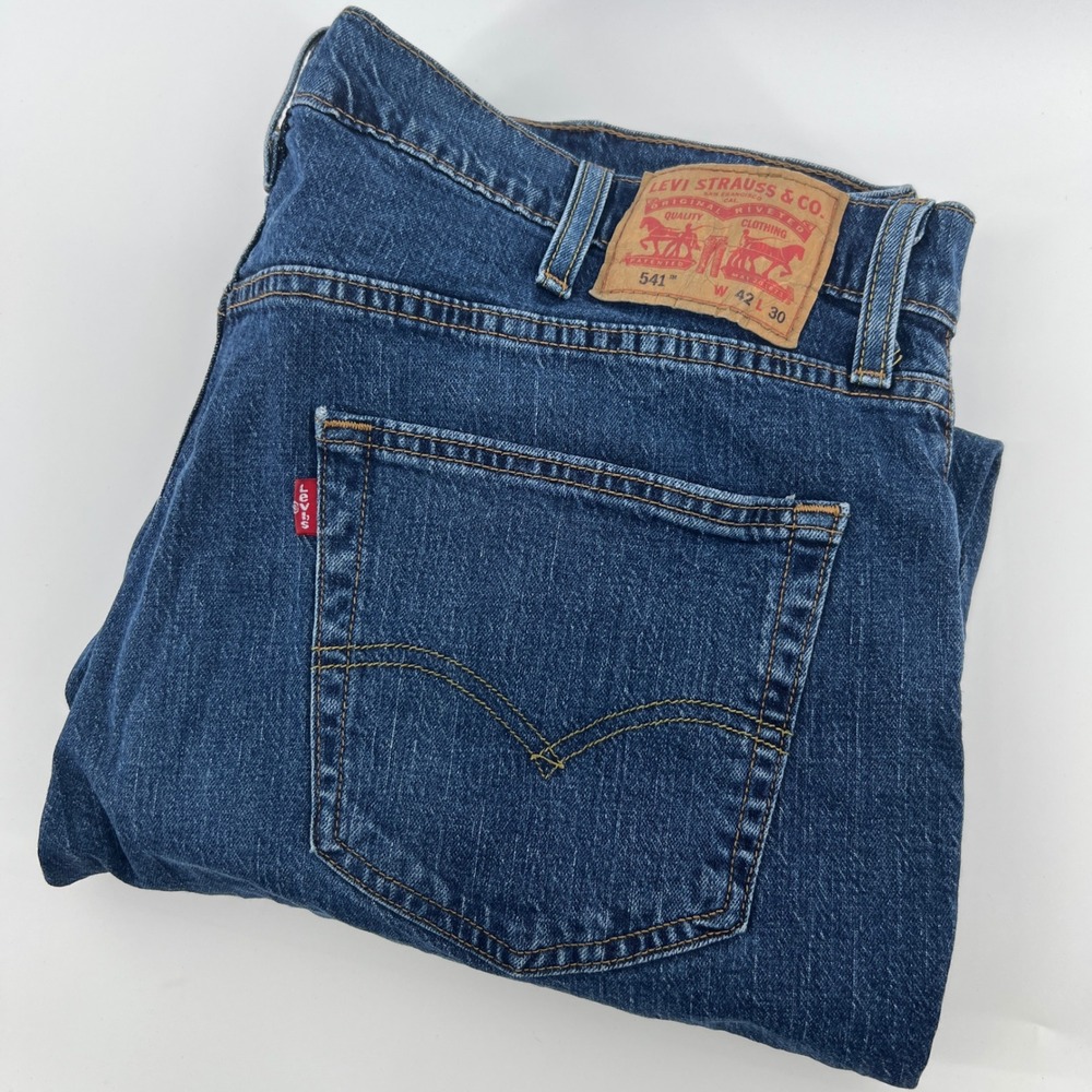 Levi's 541 Athletic Fit Jeans Mens Size 42x30 Waterless Denim Dark Wash